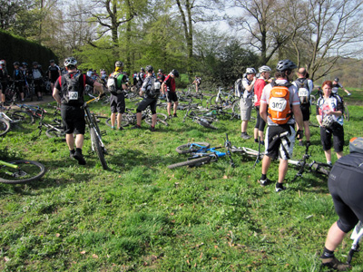 Heerlager auf der Kontrolle